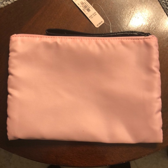 Victoria Secrets Make Up Bag NWT - Picture 2 of 7